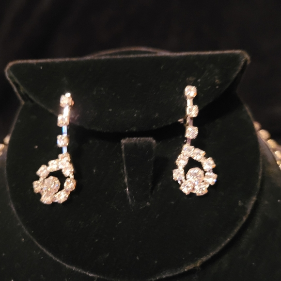 Jim Ball Pagent Jewelry - Picture 2 of 5